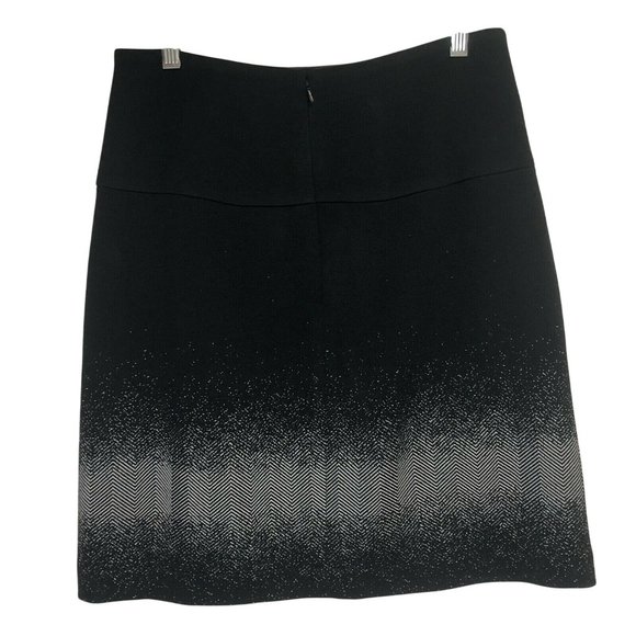 W by Worth Women’s Size 6 Black Pleat Lined Skirt Herringbone Border - Picture 2 of 8
